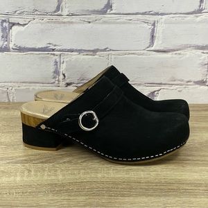 Dansko Marty Black Nubuck Buckle Mule Clogs 38